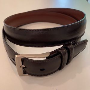 Perry Ellis Men’s chocolate brown leather belt